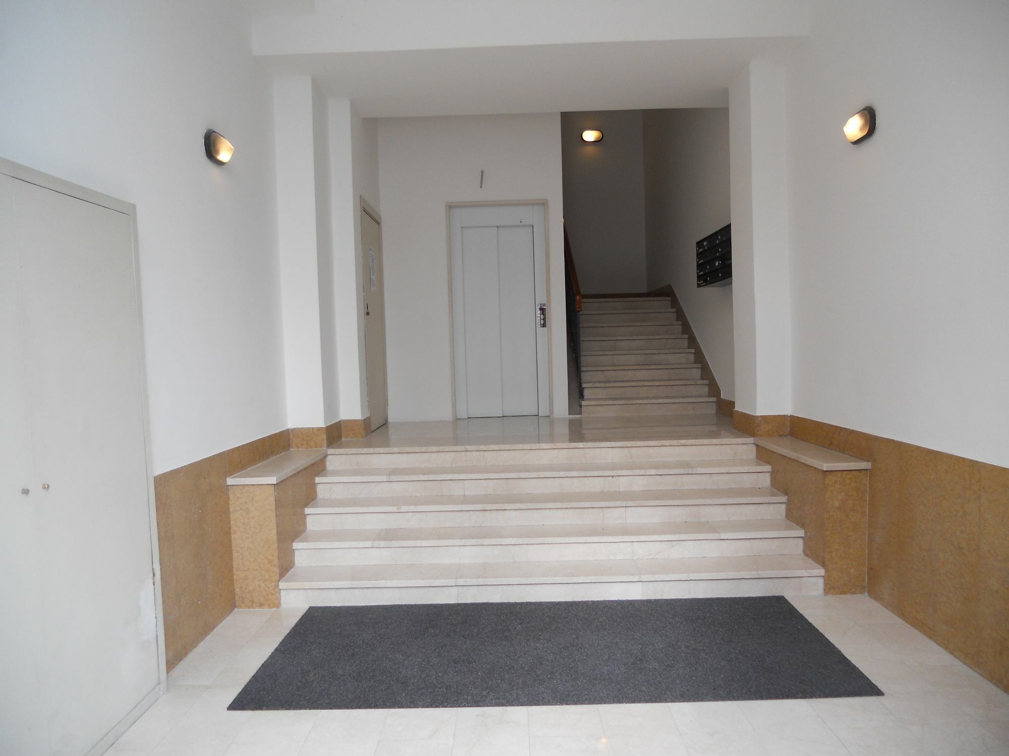 - Centre 2* Verona